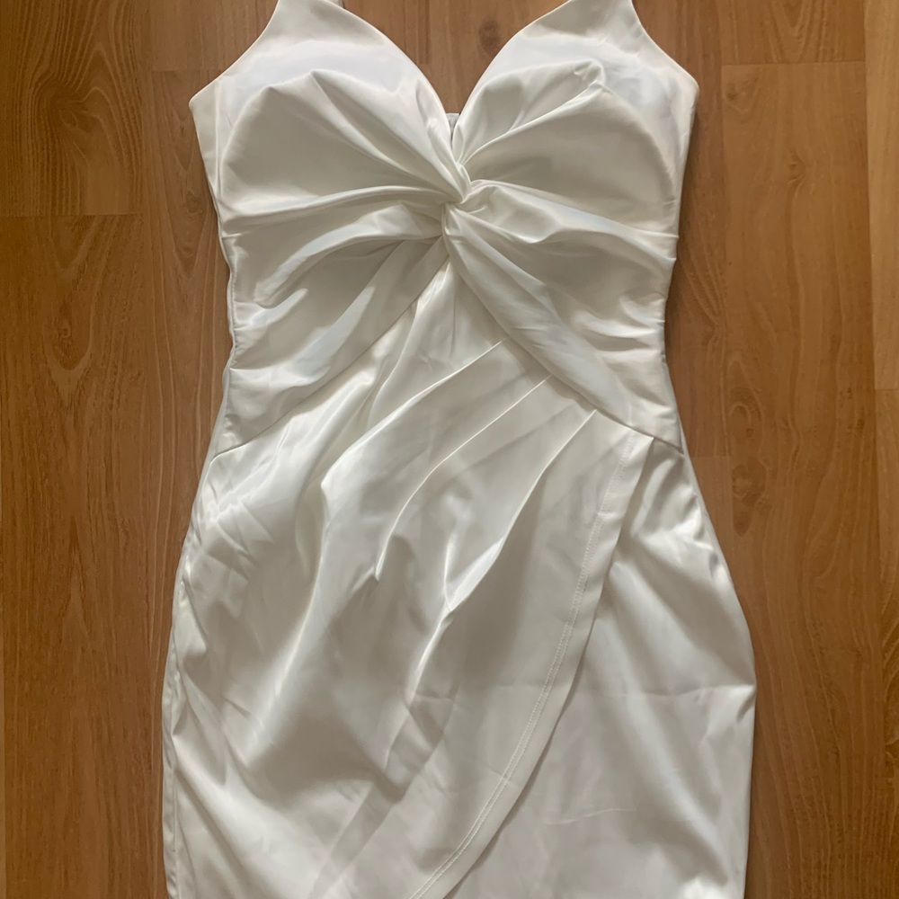 Lulu's White Twist-Front Bodycon Mini Dress